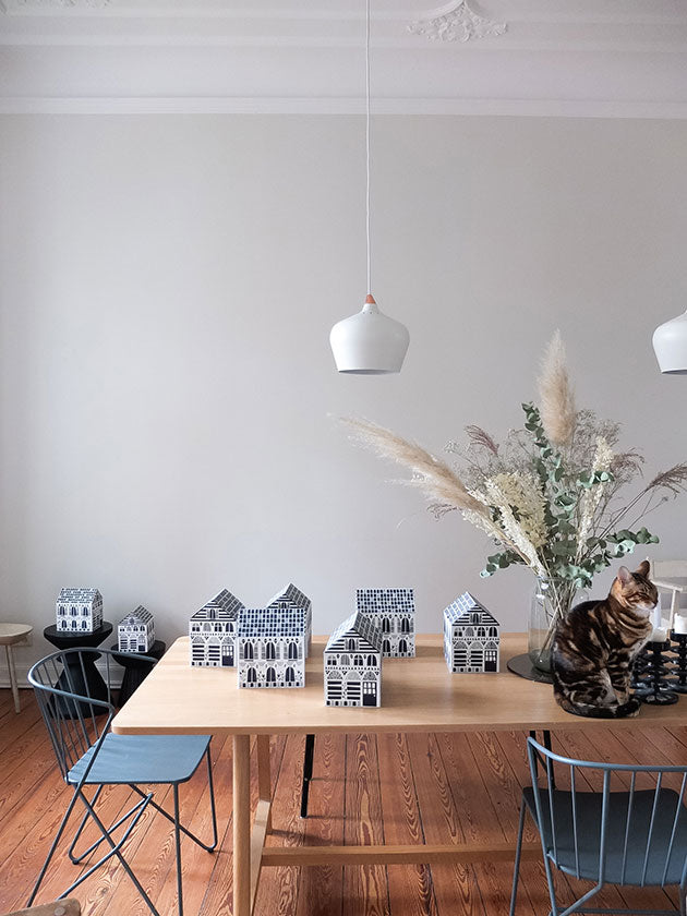 New! House Boxes now available in black & white