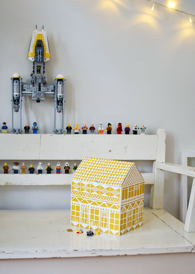 Storing Legos pieces with our House Boxes